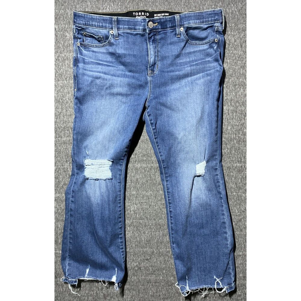 TORRID Sky High Skinny Distressed Jeans stretch Women's Sz 16 Blue Denim Vintage